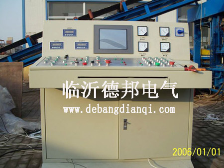 PLC、觸摸屏控制系統(tǒng)214