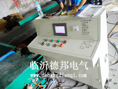 PLC、觸摸屏控制系統(tǒng)207